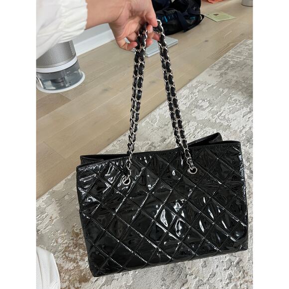 CHANEL Matelasse Enamel Silver Chain Shoulder Bag Authentic - Picture 3 of 14